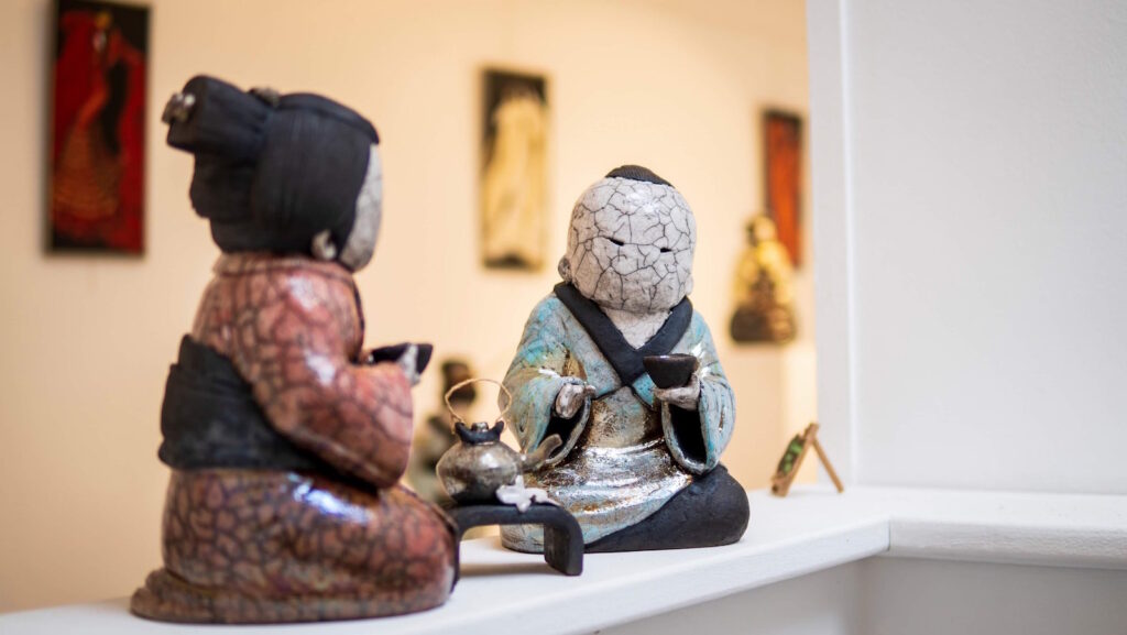 Exposition Sanary - Sculptures raku - Emmanuelle Not- photo Valentin Fesquet