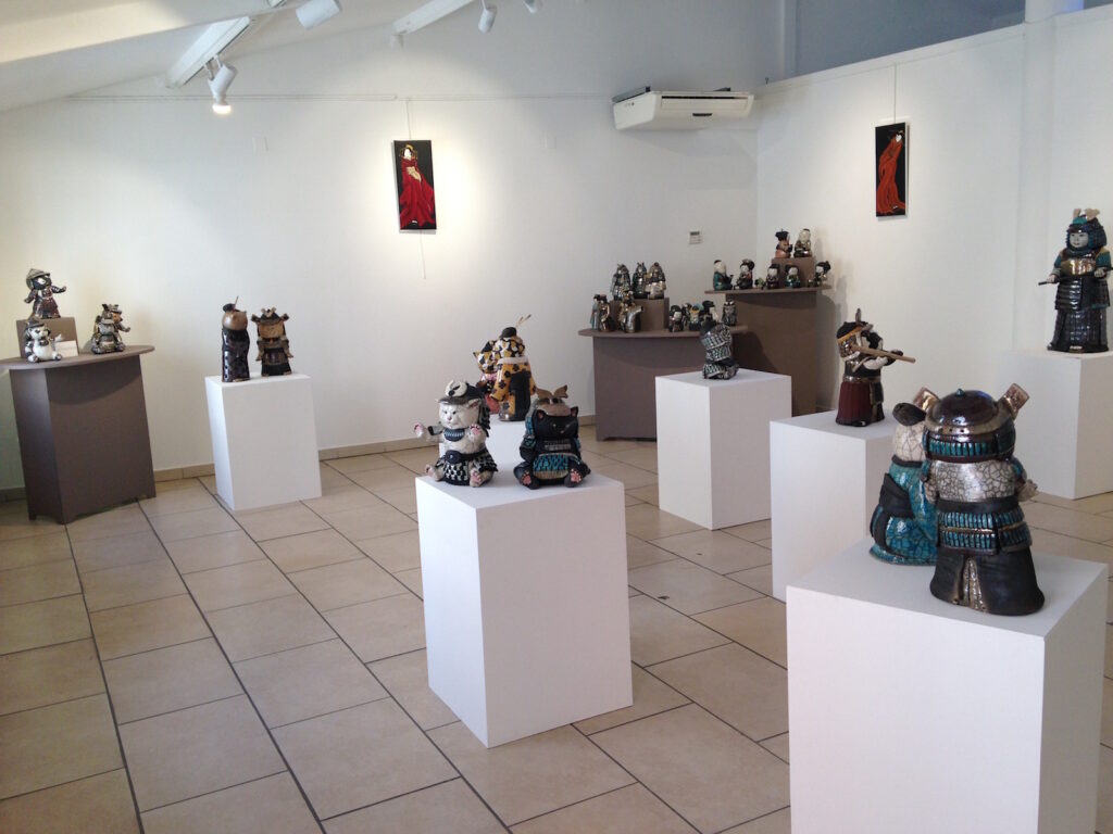Exposition Sanary - sculptures raku - Emmanuelle Not