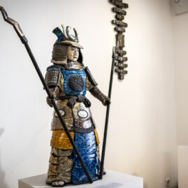 Samouraï - Arashi - sculpture raku -Emmanuelle Not