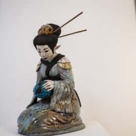 Geisha elfe - Asumi - sculpture raku -Emmanuelle Not